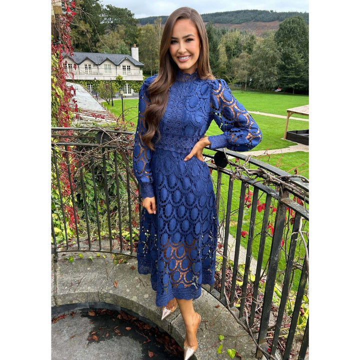 Hattie – Delicate Lace Midi Dress