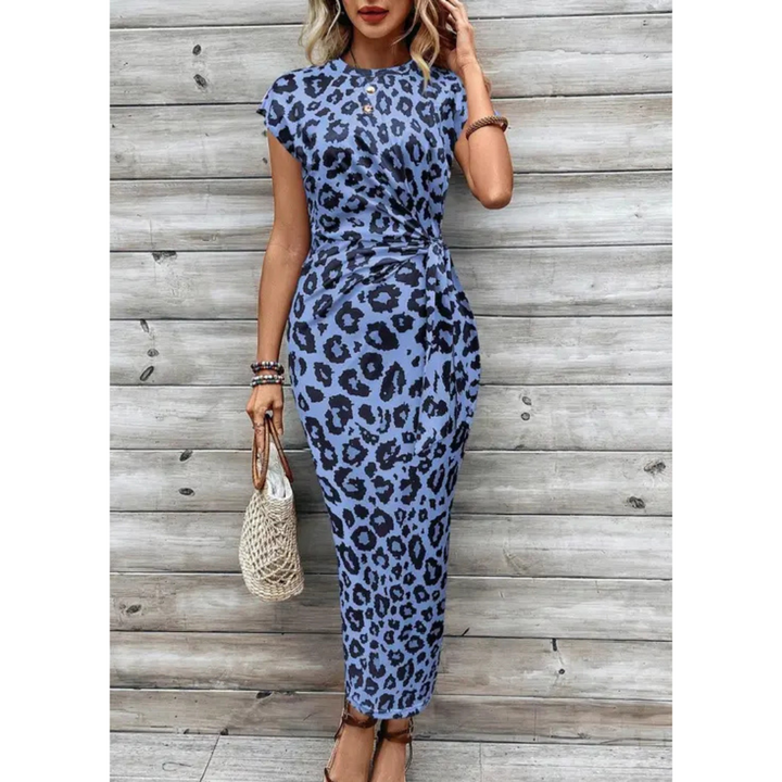 Dorinda – Chic Bodycon Dress with Crew Neck Flutter Sleeves